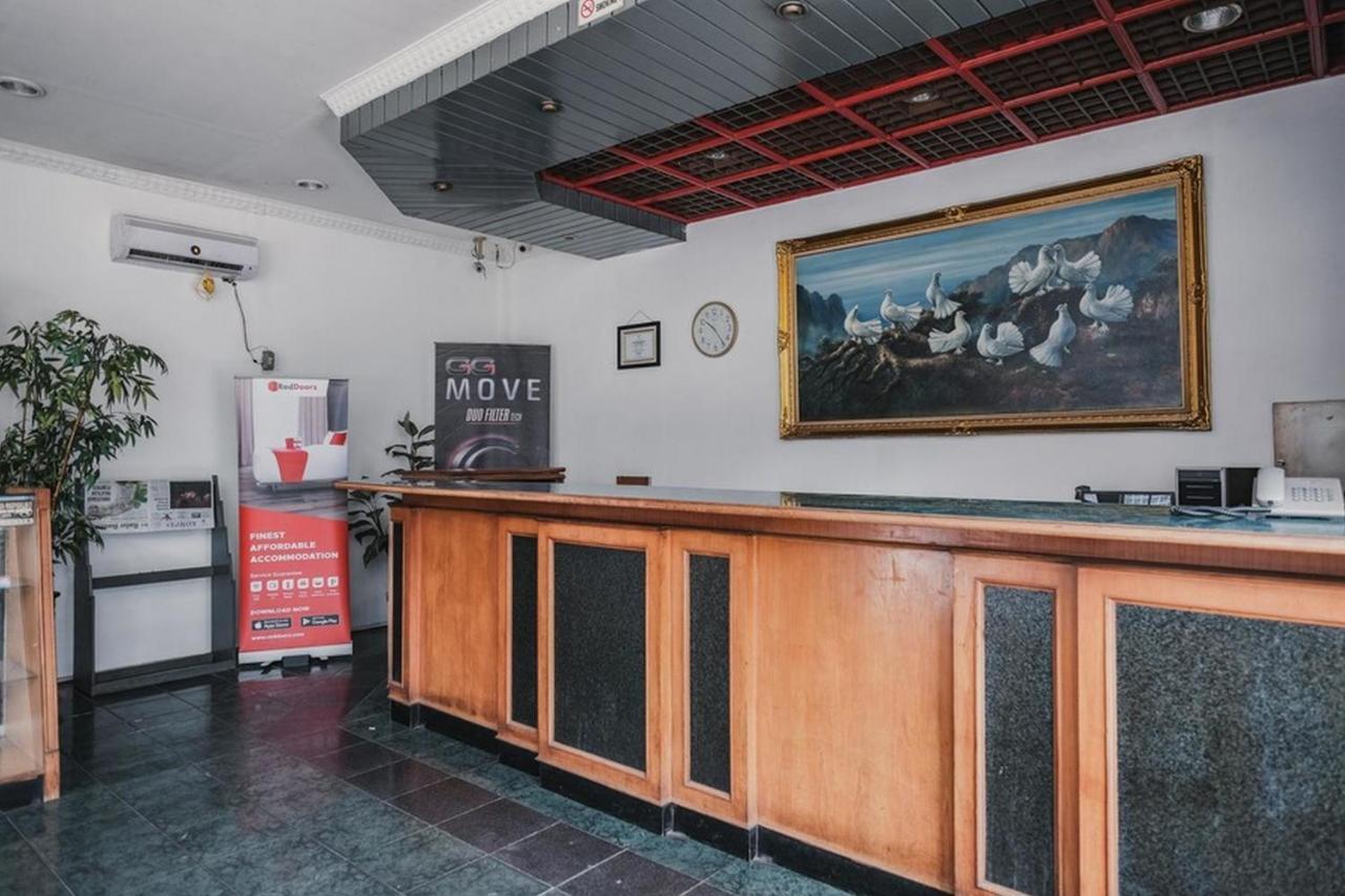 Reddoorz Plus Near Pelabuhan Merak Чилегон Екстериор снимка